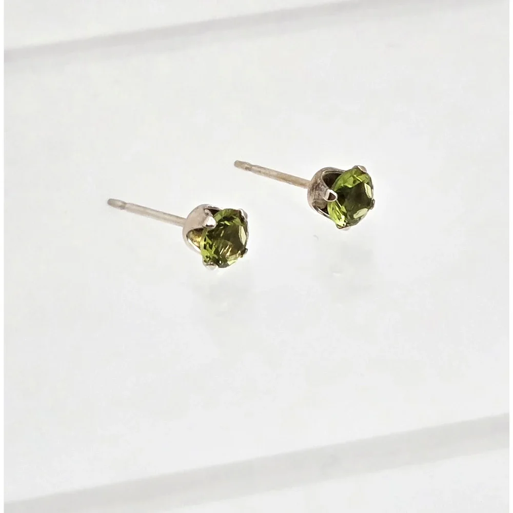 Sterling Silver Earrings Green Stone Pierced Stud Classic Minimalist Dainty Twee